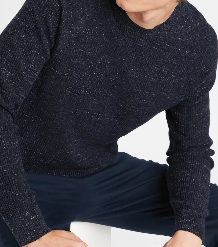 Oxford & Evergreen Banana Republic Organic Cotton-Linen Crew-Neck Sweater, Preppy Navy & Moondust 3 Oxford & Evergreen Banana Republic Organic Cotton-Linen Crew-Neck Sweater, Preppy Navy & Moondust