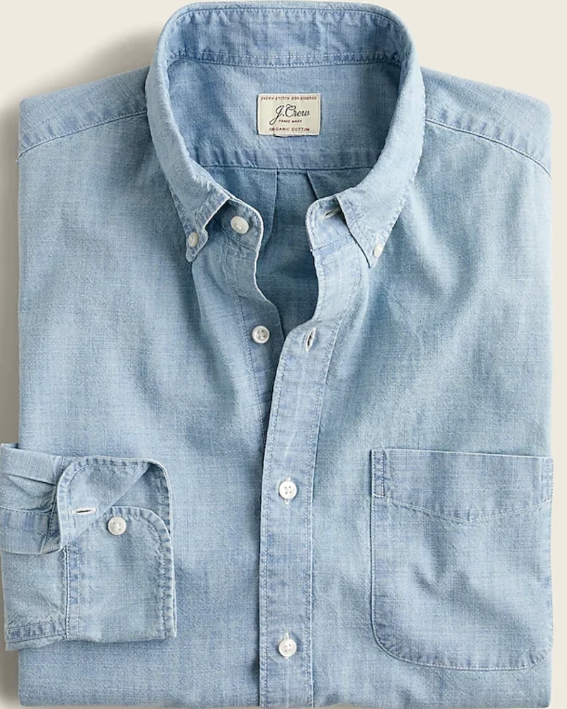 Oxford & Evergreen J. Crew Organic Cotton Chambray Shirt In Five-Year Wash (Faded Light Blue) 3 Oxford & Evergreen J. Crew Organic Cotton Chambray Shirt In Five-Year Wash (Faded Light Blue)