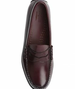 Oxford & Evergreen Shoes G.H. Bass & Co. Larson Weejuns, Burgundy