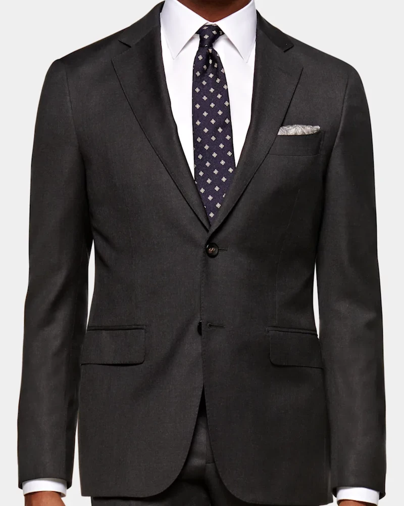 Oxford & Evergreen Suitsupply Napoli Suit, Fair Wear & Carbon Neutral, Dark Grey (Reda) 3 Oxford & Evergreen Suitsupply Napoli Suit, Fair Wear & Carbon Neutral, Dark Grey (Reda)